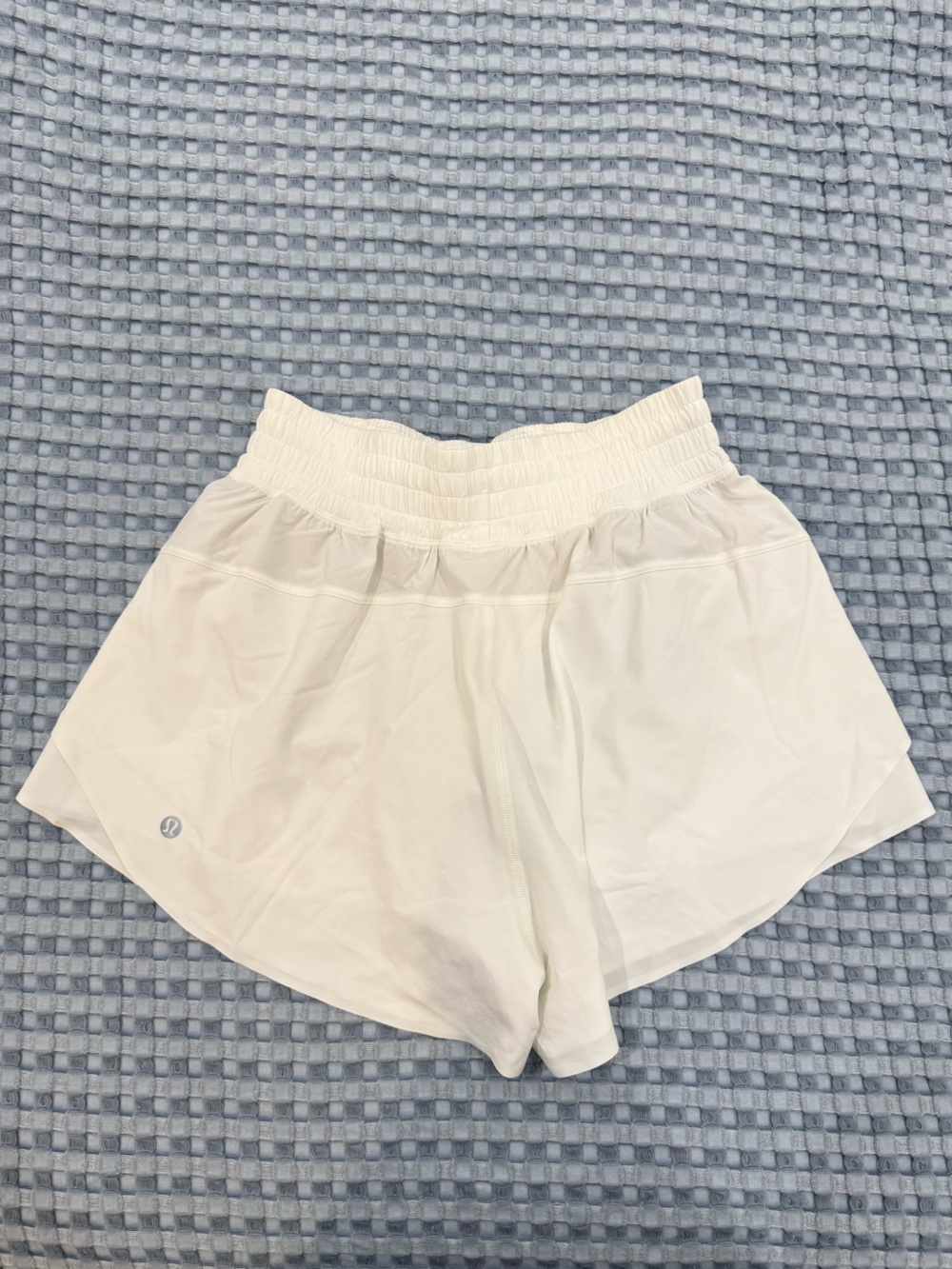 Lululemon Shake It Out High-Rise Running Short 2.5”